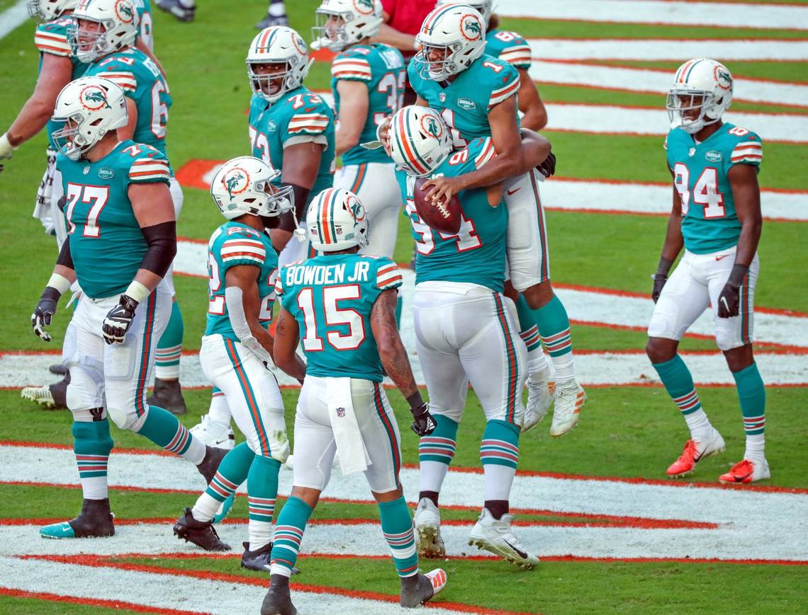 Dolphins: Fitzpatrick deja sentado a Tua - No Huddle