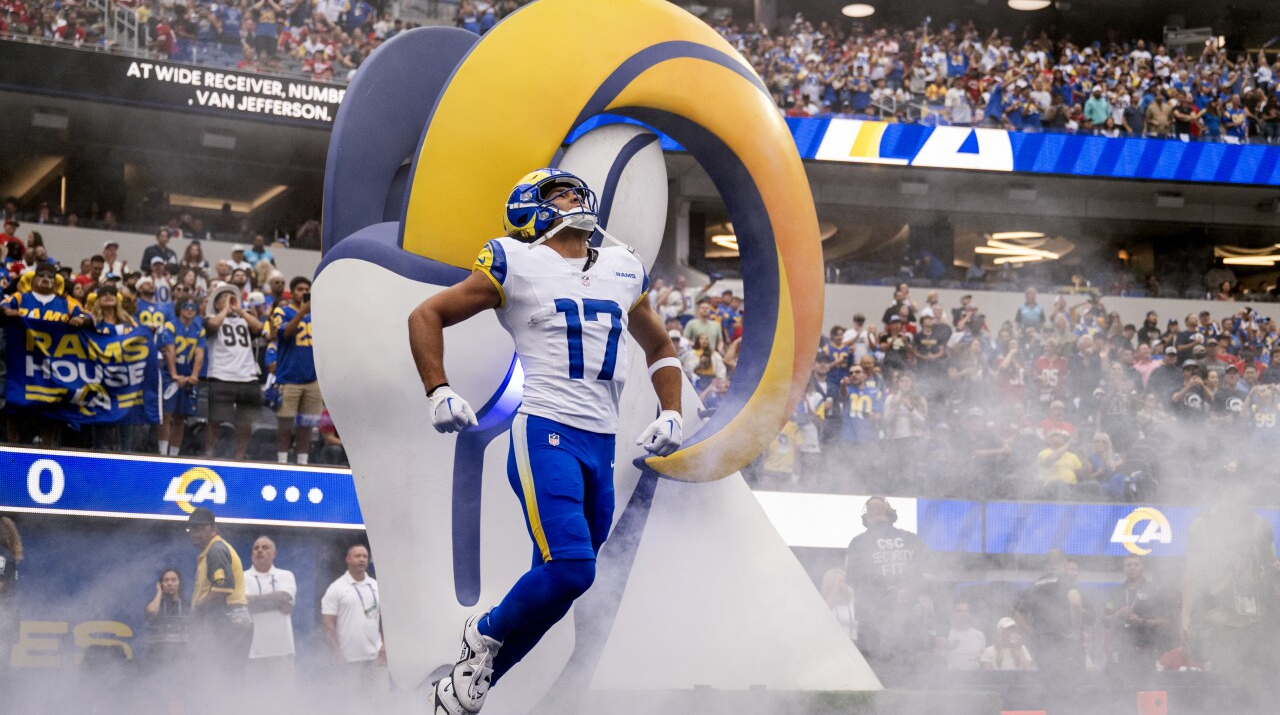 Puka Nacua, la nueva estrella de Los Angeles Rams, rompe récord histórico de la NFL
