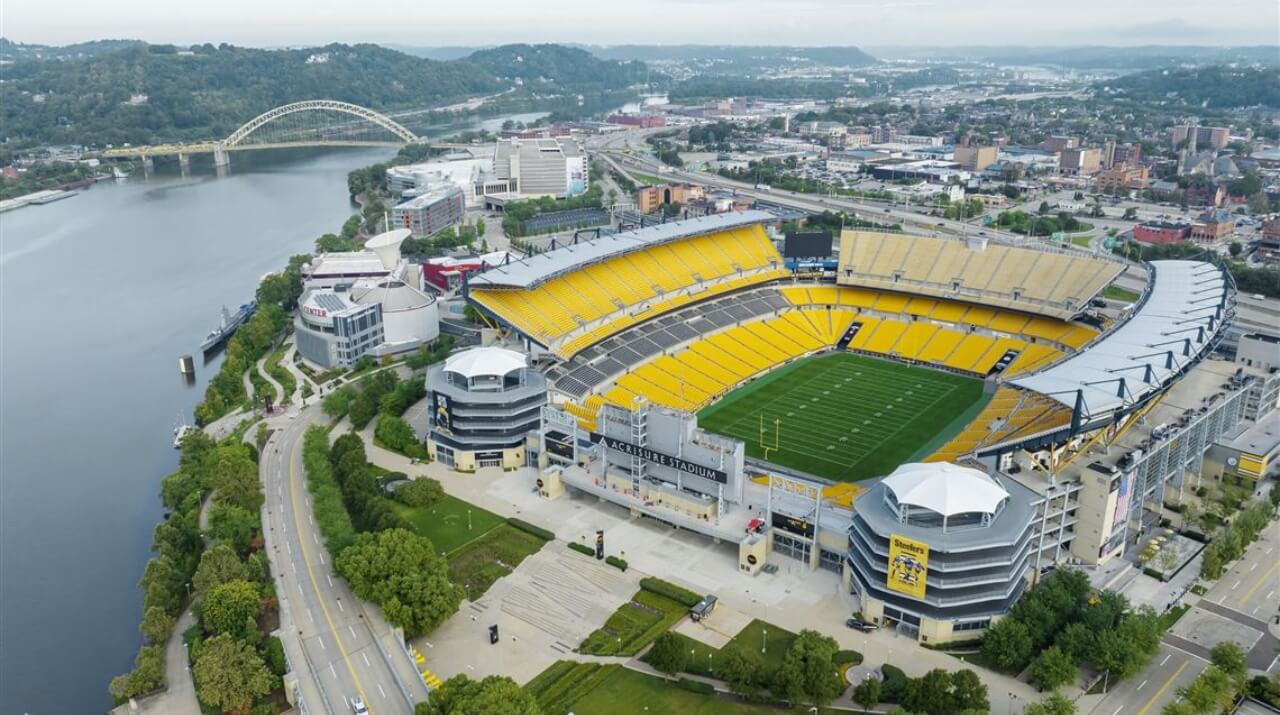 Estadios de la NFL: El Acrisure Stadium de Pittsburgh Steelers