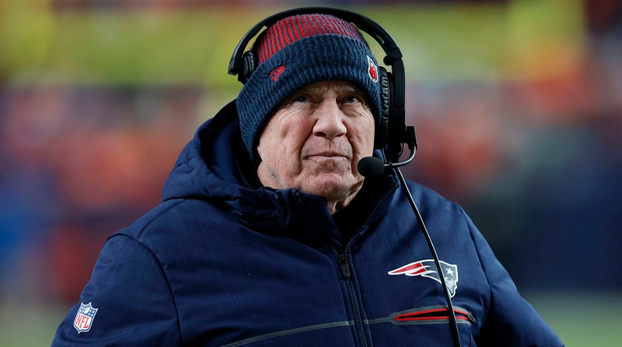 Bill Belichick elogia a la nueva estrella defensiva de New England Patriots