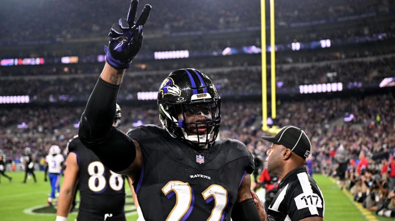 Vídeo: Derrick Henry rompe récord en la historia de Baltimore Ravens con acarreo de 87 yardas