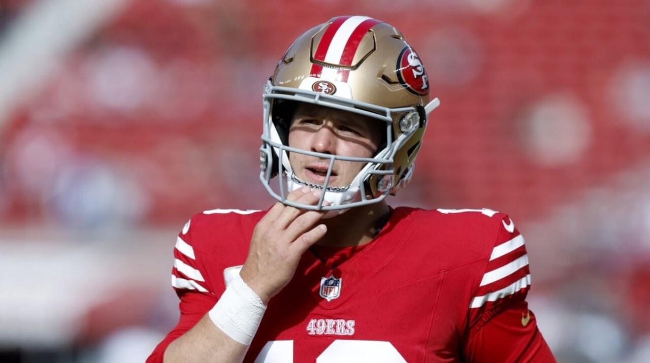 ¿Por qué no juega Brock Purdy hoy con San Francisco 49ers vs. Green Bay Packers?