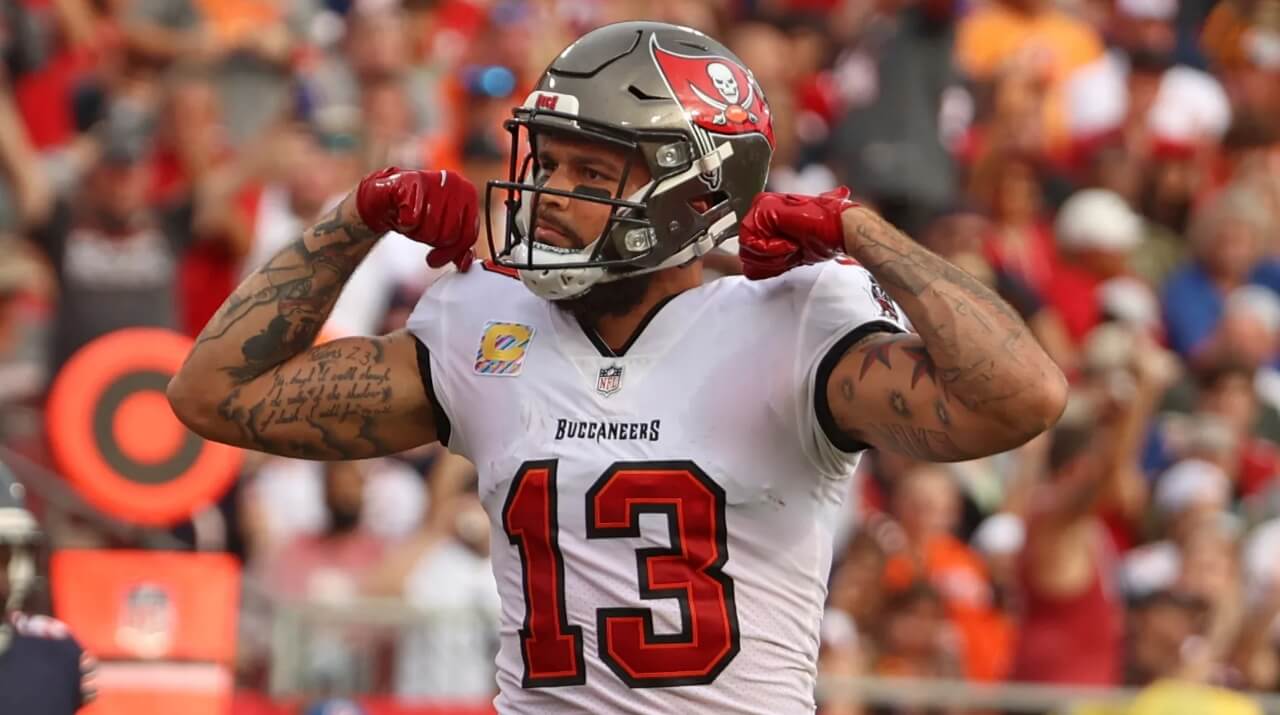 ¿Juega o no Mike Evans hoy con Tampa Bay Buccaneers vs. Carolina Panthers?