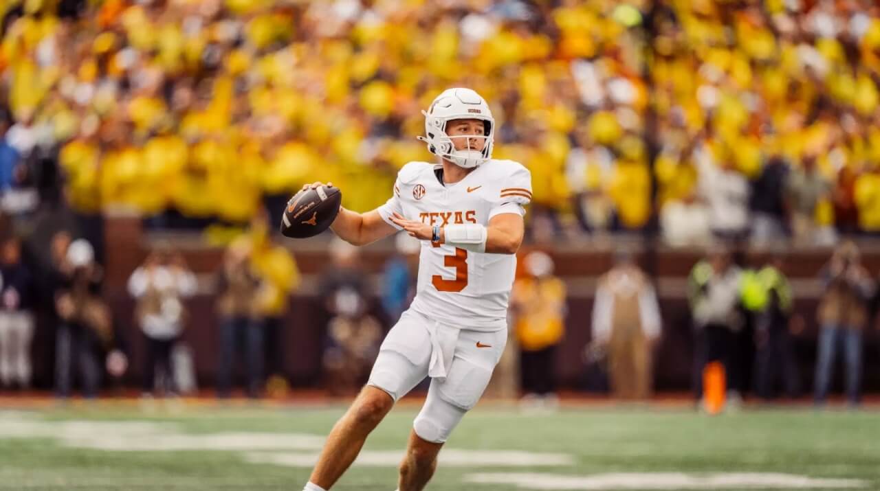 Quinn Ewers, mariscal de campo de Texas, se declara elegible para el NFL Draft 2025